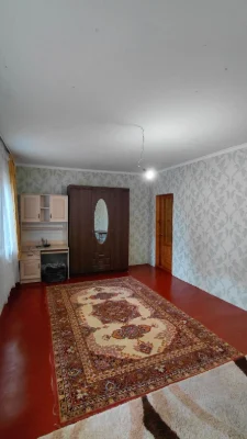 Продаж окремого будинку