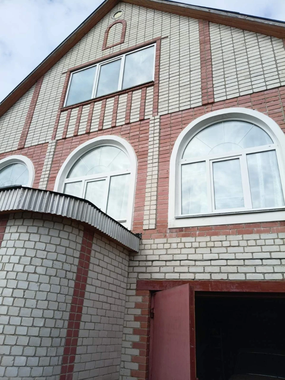Дім , 160 м , Александрівка ( вул. Гмирі), заходь і живи!