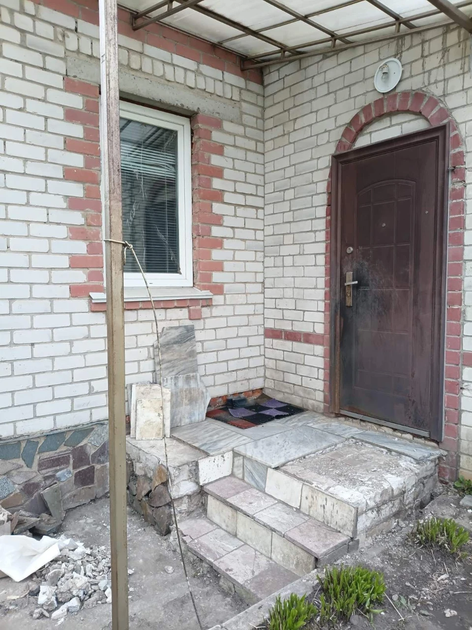 Дім , 160 м , Александрівка ( вул. Гмирі), заходь і живи!