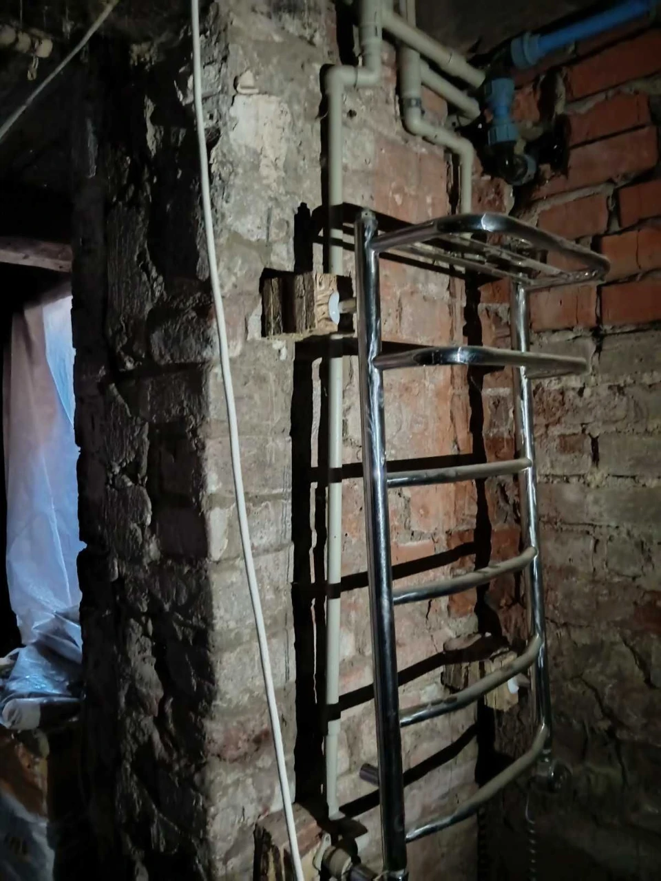 У продажу окремий будинок центр Баварії, 50м2, всі комунікац