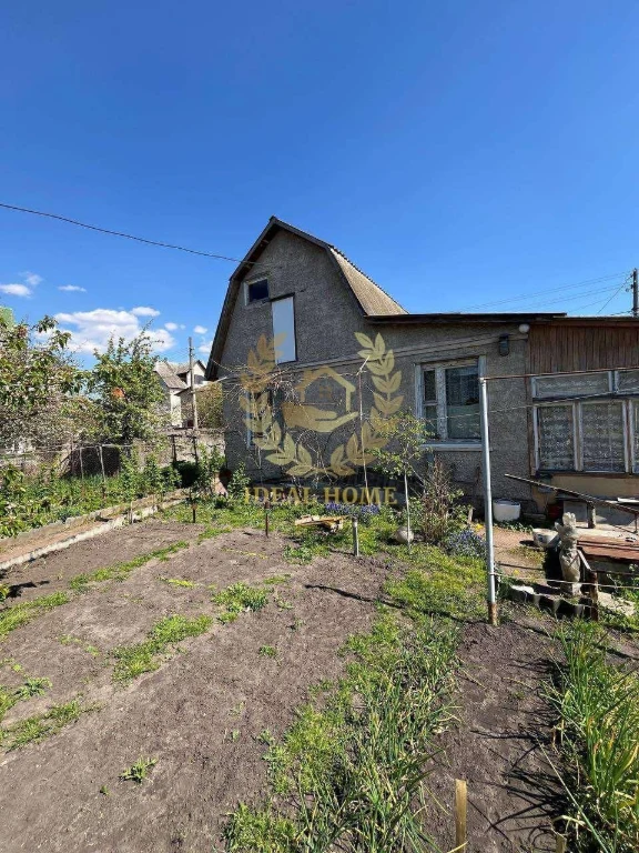 Продам дачний будинок на Осокорках