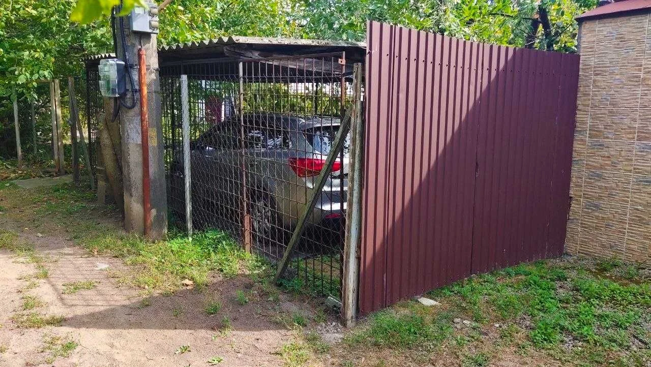 Продам дачу на Осокорках (Дарницький район, Київ)