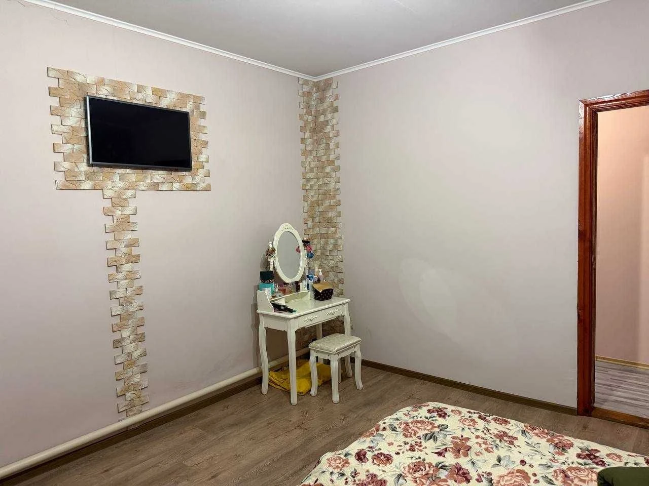 Продам будинок  на ж-м Фрунзенський (Ломовський)