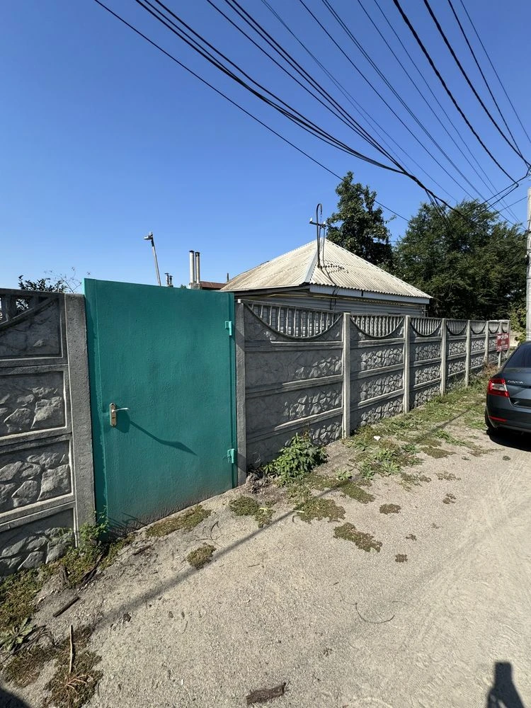 Продам дом на Богомаза/левый берег /на два входа