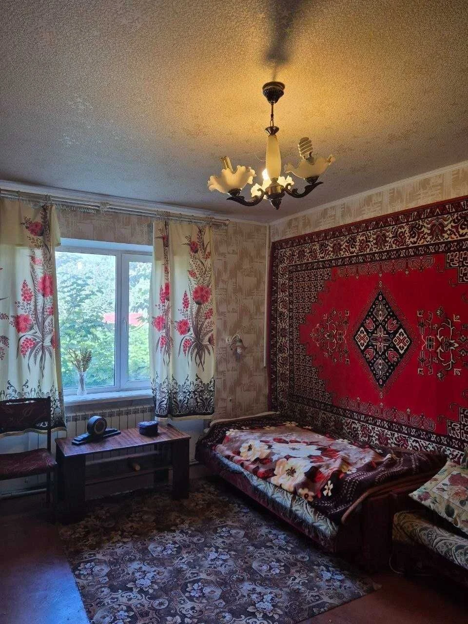 Продам дом +10 соток участок и большой подвал (Днепр -правый