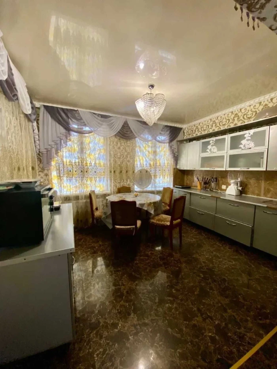 Продам 4к будинок на Клочко, вул. Ізмаїла Срезневського