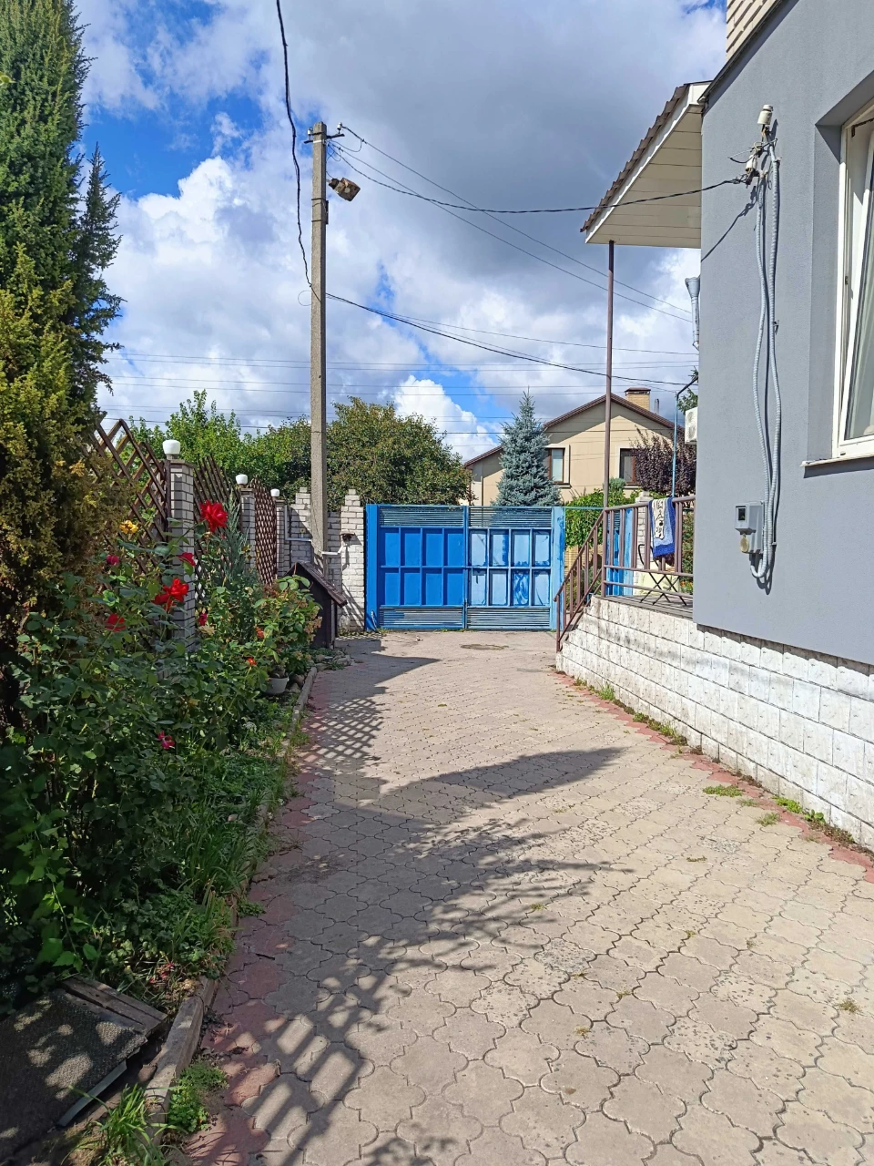 Продам дом в р- не пр. Металлургов