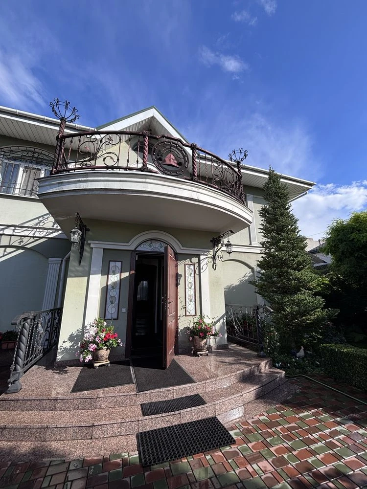 Левый берег, продам дом 2010 г.! Рядом Центр города.