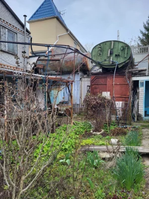 Продається житловий будинок з садибою