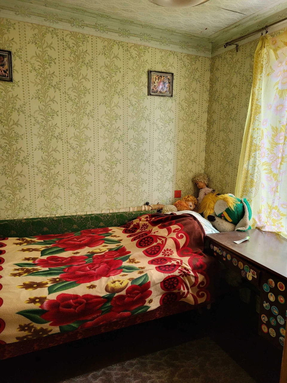 Продається житловий будинок з садибою