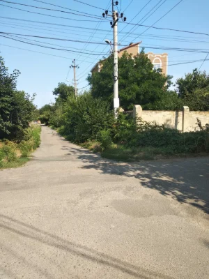 Продам здание в Черноморке 4 эт. под комерцию,гостиницу, уч.