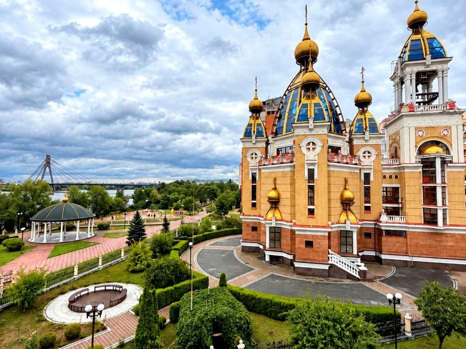 Квартира. Київ, Оболонська набережна вул.