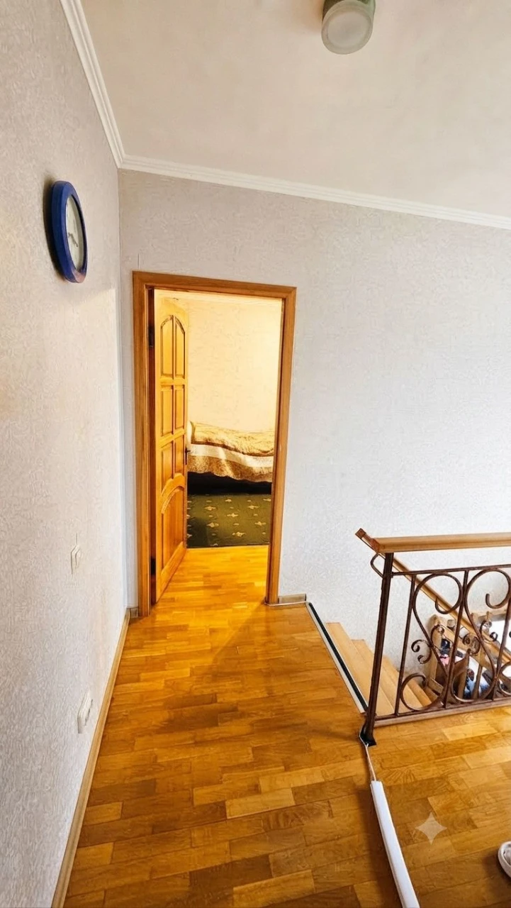 Дом на Бородинском с Гаражем и почти Бомбоубежищем!154 м/кв.