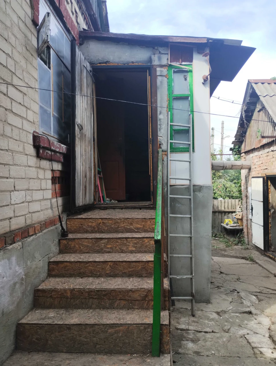 Продам дом пос Второмайский.
