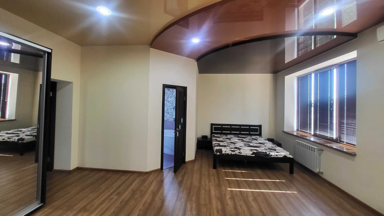 Продаж КРИПТОЙ ВЕЛИКИЙ ЛУГ 3-х поверхового будинку ЗАКРИТА т