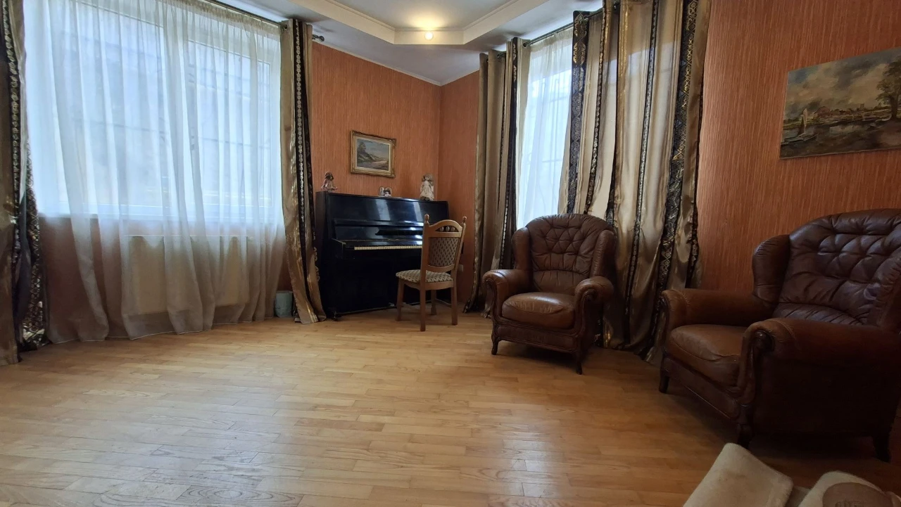 Продаж будинок 300м², ділянка 7сот. КАСКАД Арсен Епіцентр Шк