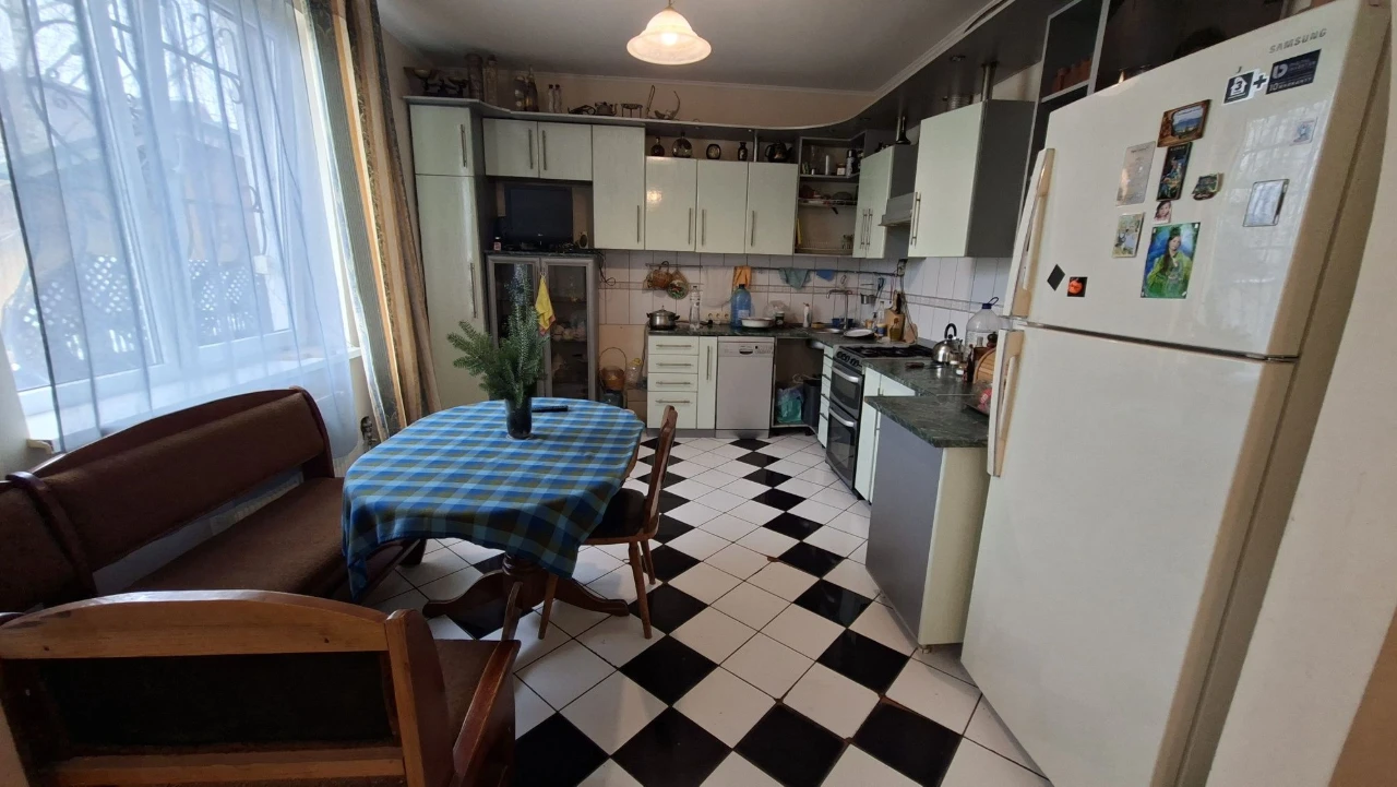Продаж будинок 300м², ділянка 7сот. КАСКАД Арсен Епіцентр Шк