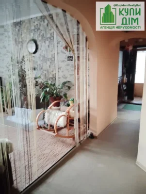 Продається частина будинку , селище Молодіжне.