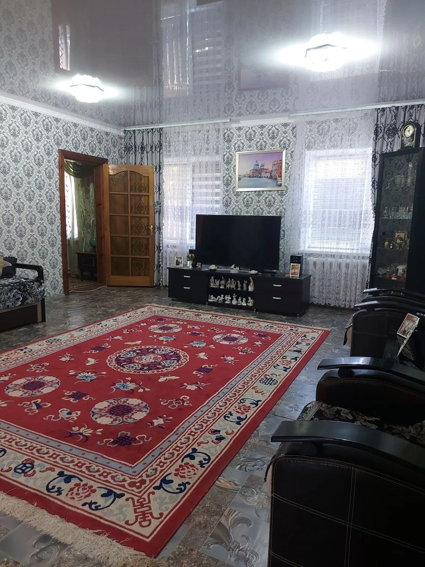 Продаю добротний будинок Варварівка