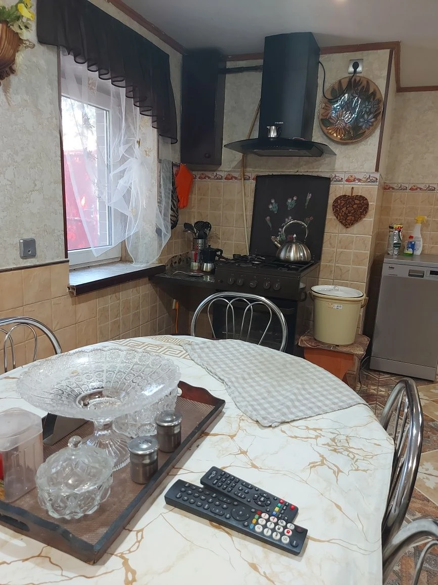 Продаю добротний будинок Варварівка