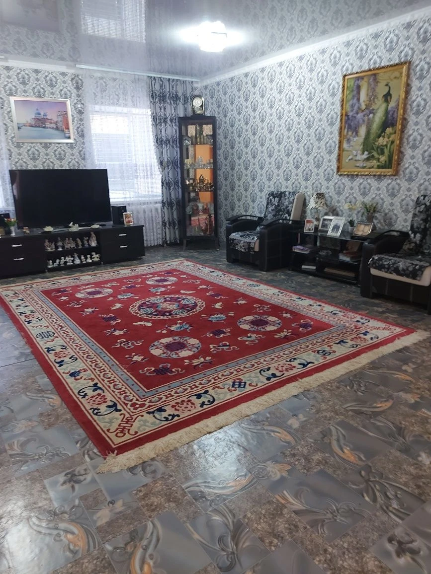 Продаю добротний будинок Варварівка