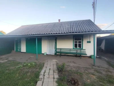 Будинок 10 км від м. Кобеляки с. Бутенки полтавська облась