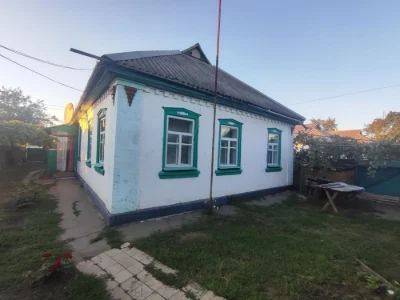 Будинок 10 км від м. Кобеляки с. Бутенки полтавська облась