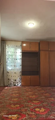 Юрівка, 18 школа, квартира у приватному секторі, частина буд
