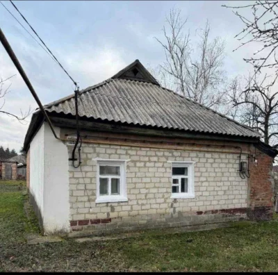 Продам  дом с колодцем!  Две печки АГВ.   Не далеко сосновый