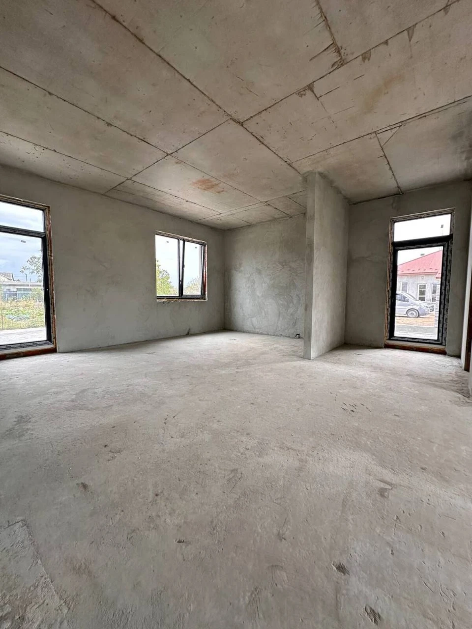Продаж одноповерхового дуплексу площею 125 м² на власні