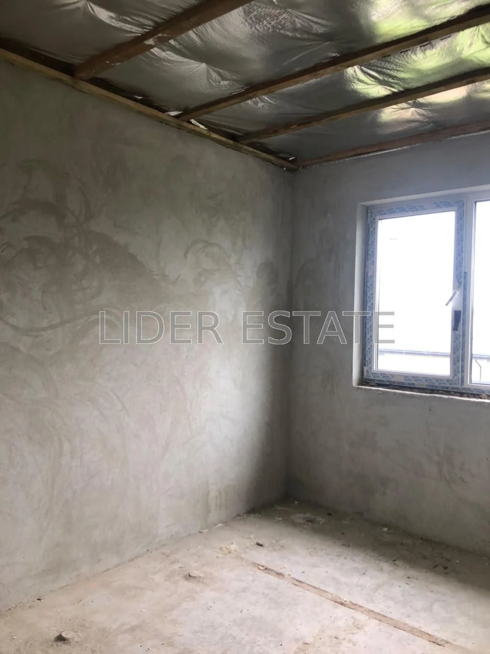 Продам таунхаус 2 кімн, 120 м², 5 соток, Ужгород – комфортне