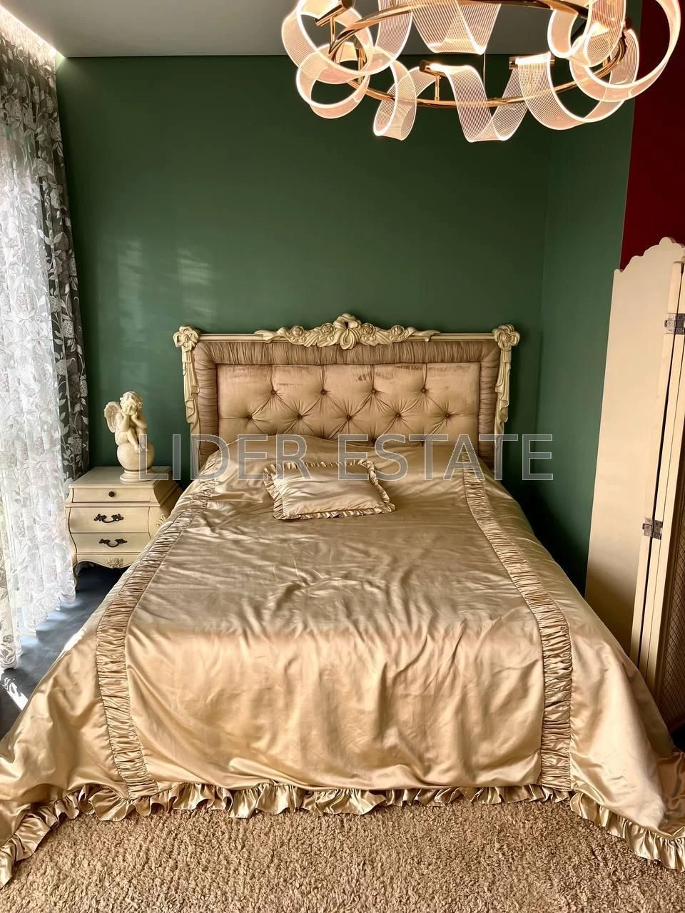 Продаж 4-кімн. таунхауса 170 м² на 2 сотках в Ужгороді!