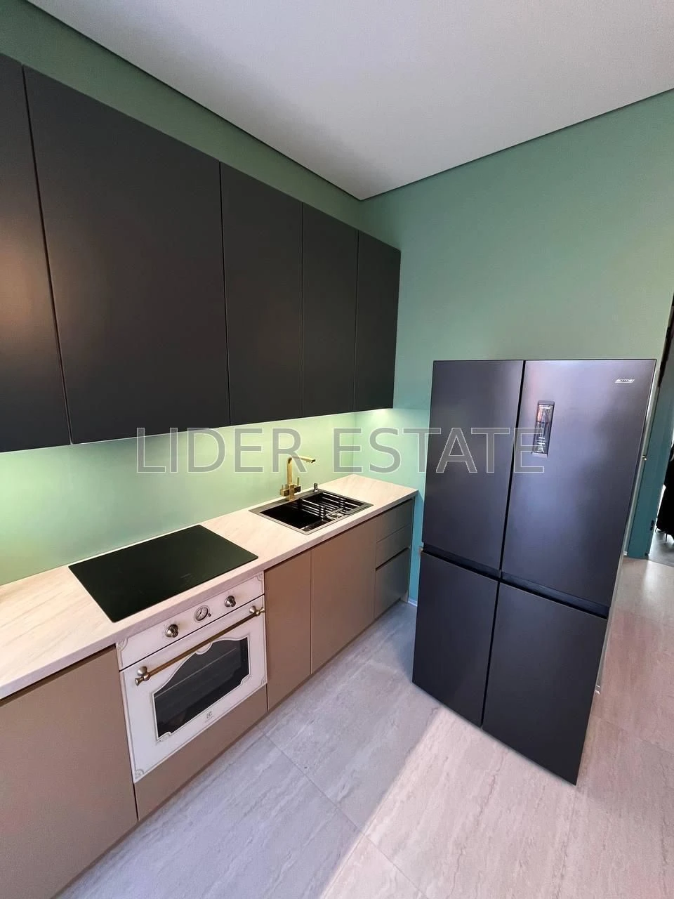 Продаж 4-кімн. таунхауса 170 м² на 2 сотках в Ужгороді!