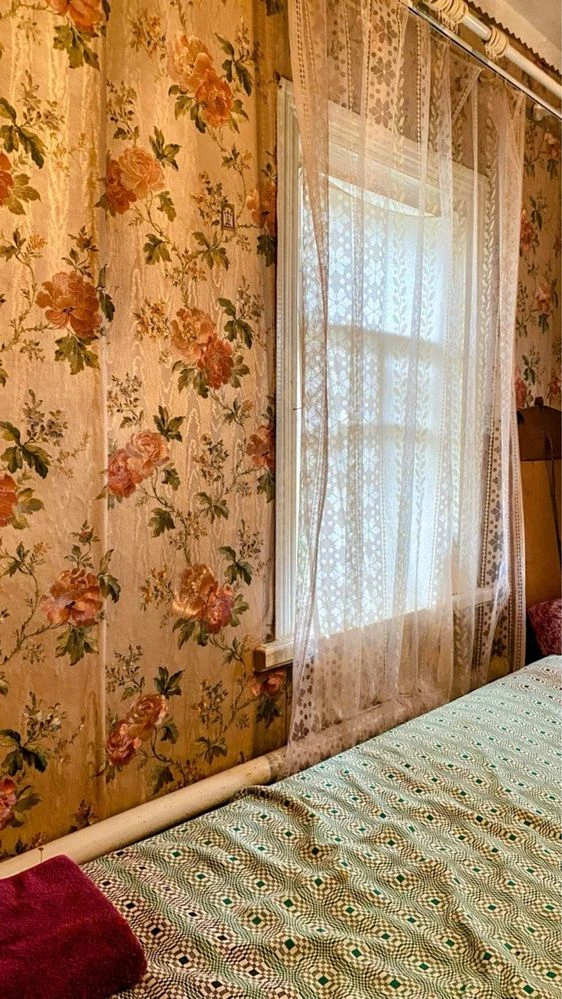 Продаж будинка на землі 6 соток , 20 метрів фасада
