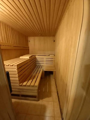 Продається будинок в парковій зоні