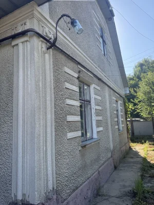 Продам будинок  м. Чернівці