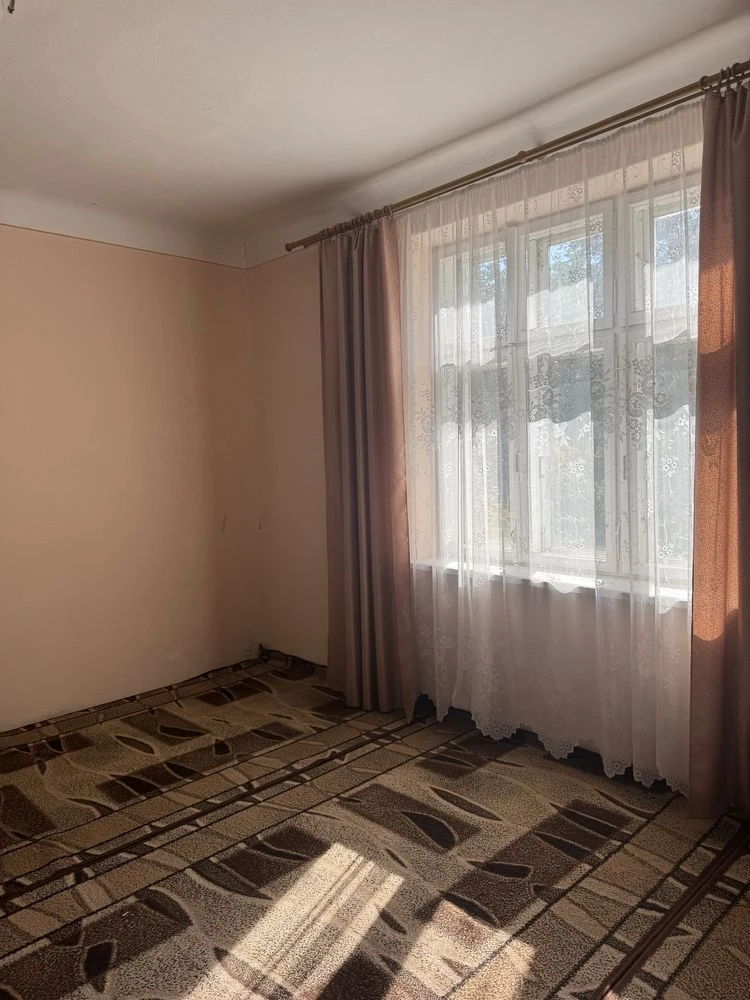 Продам будинок  м. Чернівці