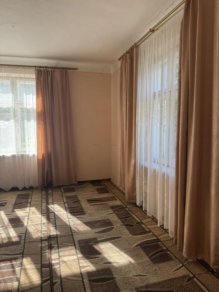 Продам будинок  м. Чернівці