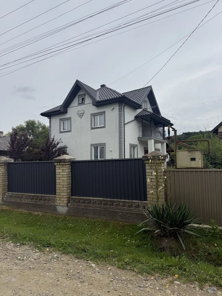 Продається 5кімн будинок з власним ставком вул.Дунайська (Са