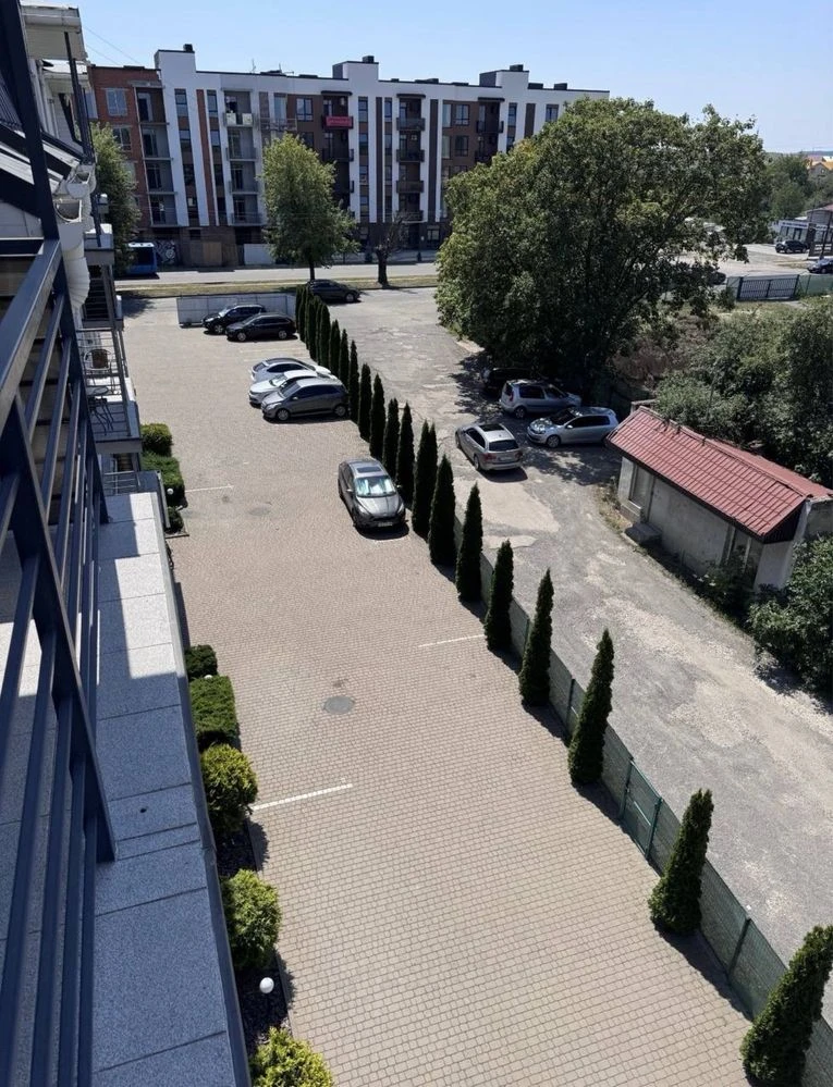 Продаж 2-кімнатноі квартири 69 м2