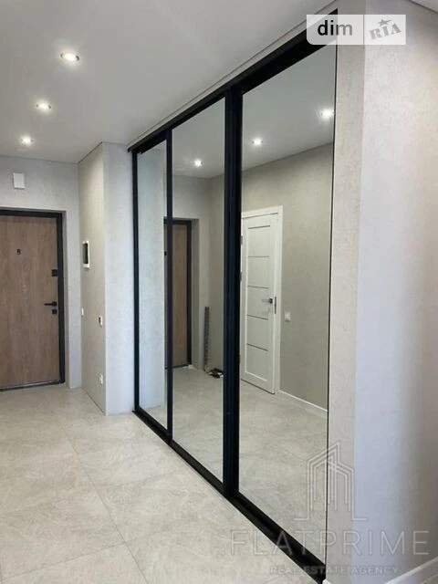 Sale of the 2nd apartment Zmienko Vsevolod, 13 Varshavsky 3 Po