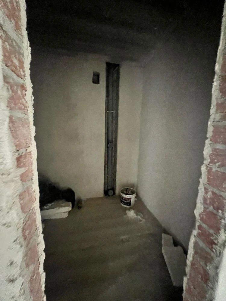 Здана 2 кімнатна квартира поблизу озера