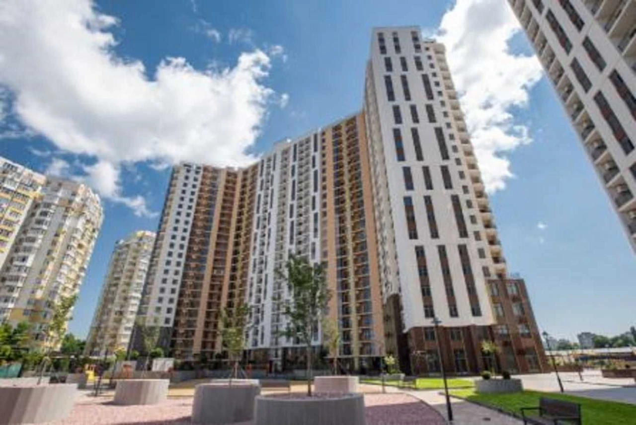Продам 1 комнатную квартиру, новый дом, жк 60-я Жемчужина, у