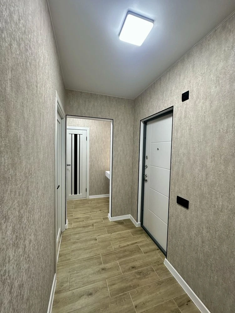 Продам 2-х кімнатну квартиру