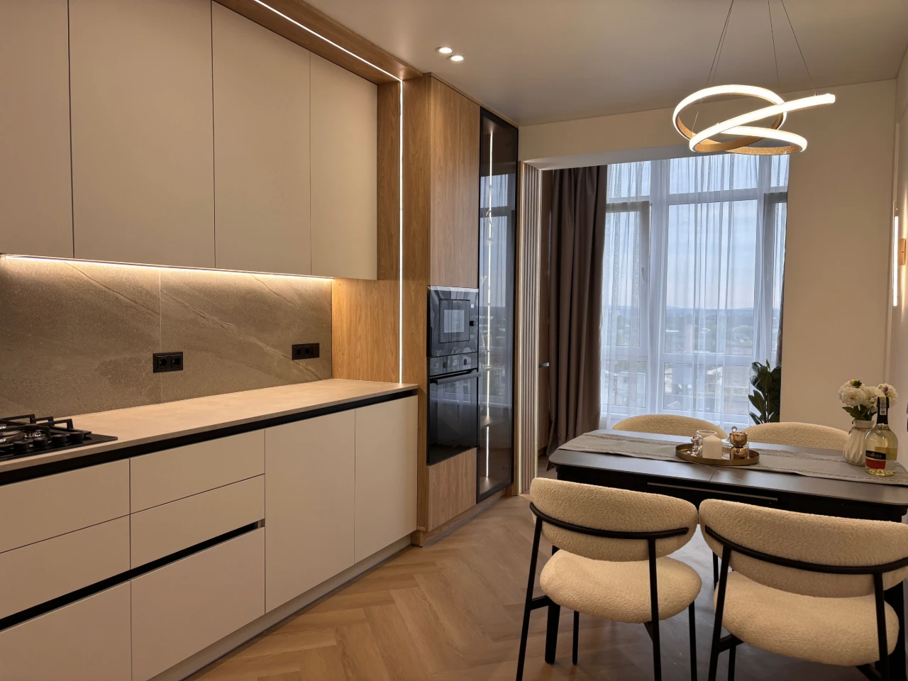 Продаж 1.5 квартири в центрі міста