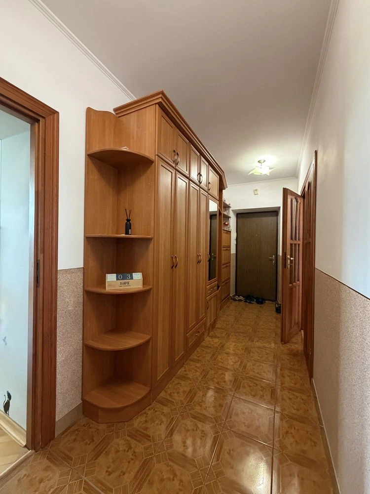 Продаж гарної та комфортної  2-х кімнатної квартири, заходь