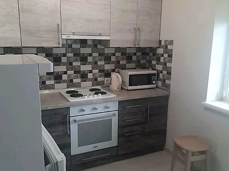 Apartment. Kharkiv, Myru St.