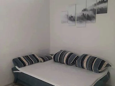 Apartment. Kharkiv, Myru St.