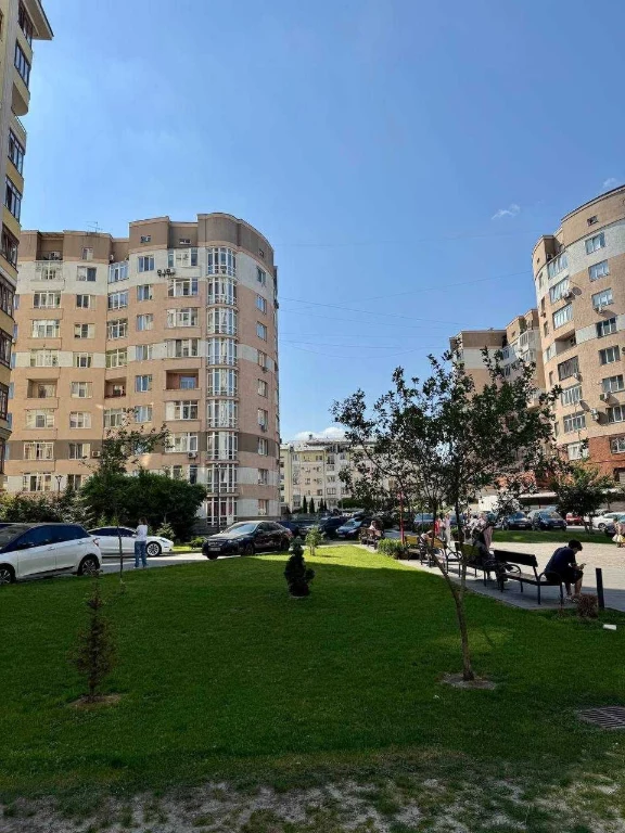 Продається елітна 3-кімнатна квартира в новобудові на Чорнов