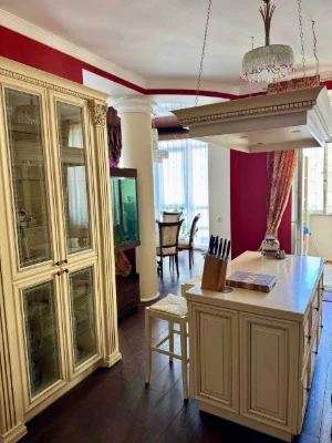 Продається елітна 3-кімнатна квартира в новобудові на Чорнов